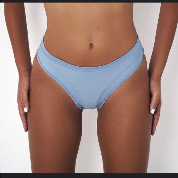 Bikini (top & bottom) - Fae Swimwear - Picture 2 of 9